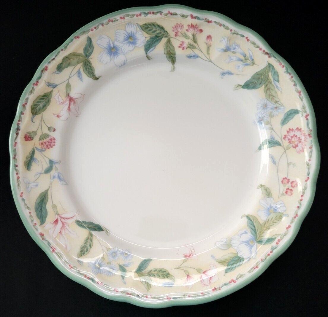 Set of 4 Epoch Floral Bay 7 5/8