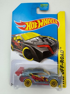 Hot Wheels Treasure Hunt Loop Coupe HW Off-Road/Daredevils 2014
