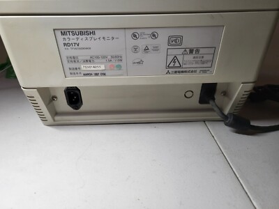 Mitsubishi Diamondtron RD17V CRT VGA Monitor VG Shape Works Free