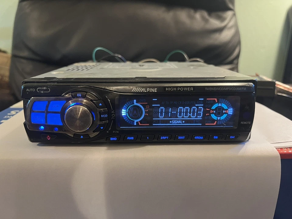 TV ALPINE ALTA POTENCIA/DVD/VCD/MP3/CD/AM/FM MPX ESTÉREO Foto 4 de 4