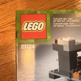 LEGO Minecraft The End Portal Set 21124 559 Pieces Age 8+ Complete Set (Box)