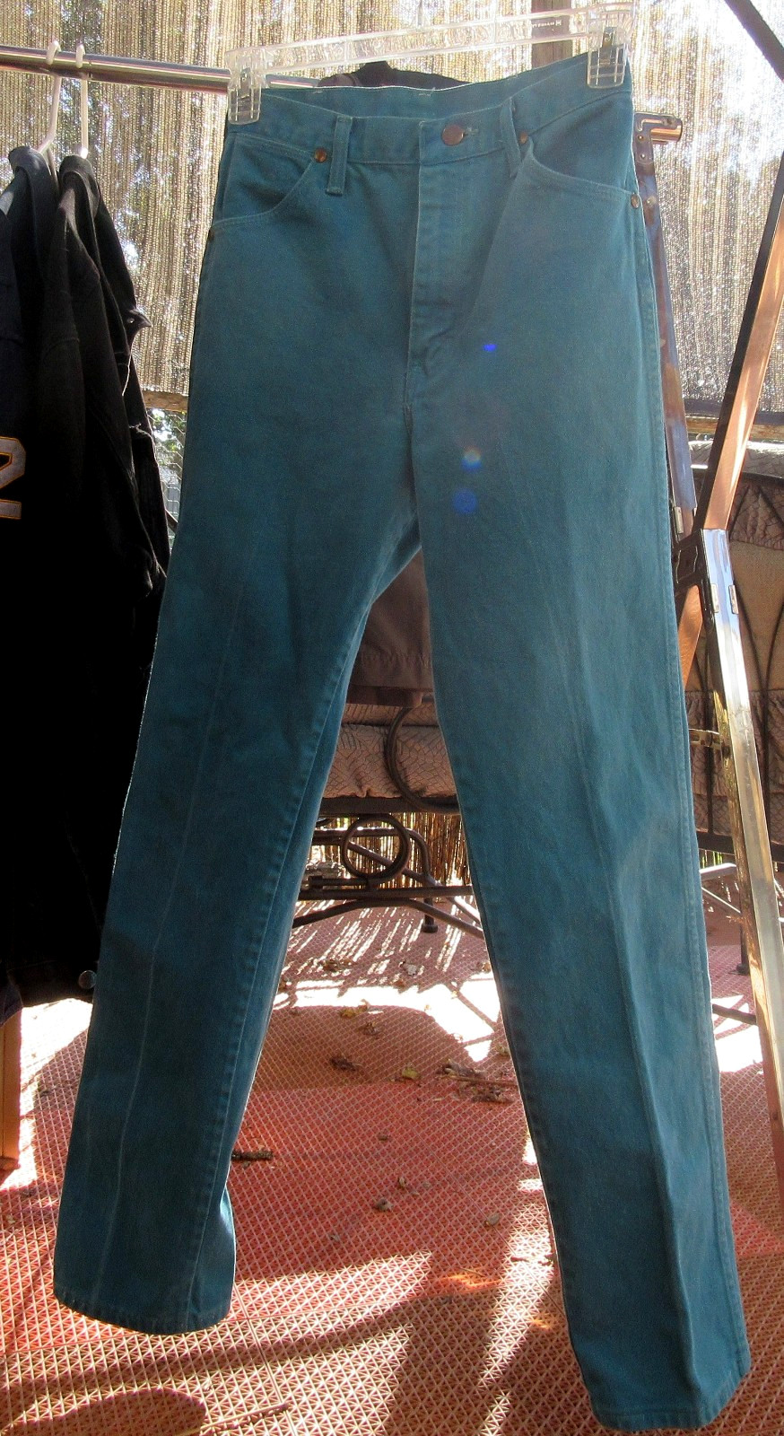 Size 13 Vintage Wrangler Women’s Teal High Waisted Denim Pants Jeans
