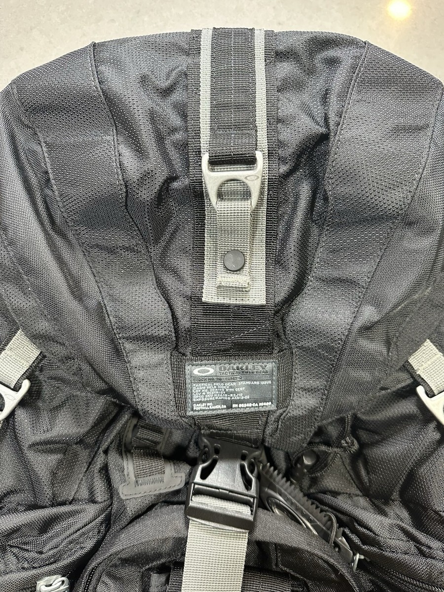 Oakley Vintage Tactical Field Gear Backpack AP 1.0 Black | eBay