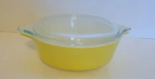 Vintage PYREX 1 Pint Yellow Round Casserole #471 with Lid
