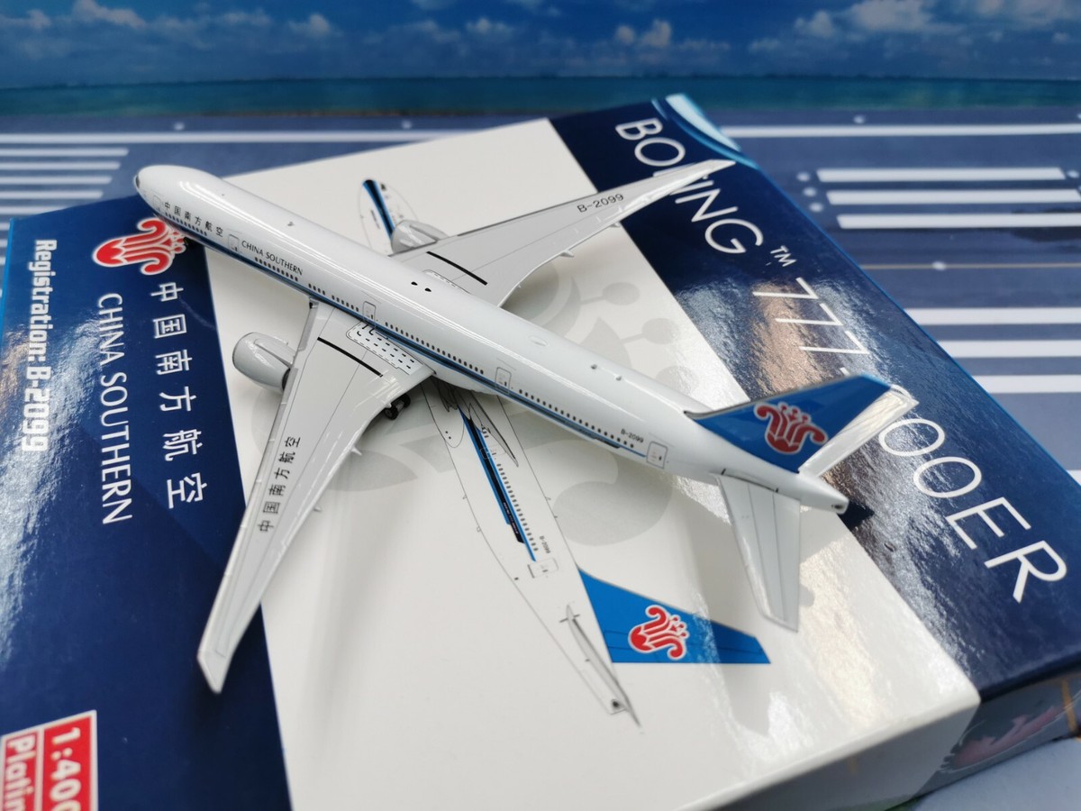 Phoenix 1/400 中国東方航空 B777-300ER Amazon.com: Phoenix China Airlines for Boeing 777-300ER B