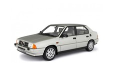ALFA ROMEO 33 1.5 QUADRIFOGLIO VERDE 1984 SILVER LAUDORACING LM124A1 1/18 450 PC