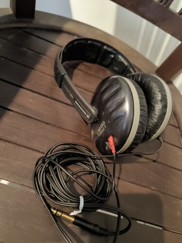Sennheiser HD250 Linear II Headphones Headphones - Picture 1 of 9