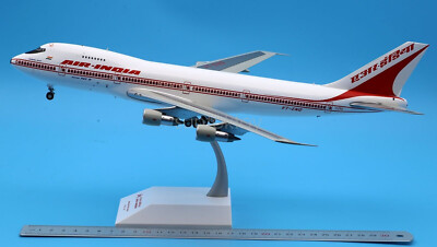 JC WINGS エアインディア 747-200 VT-ENQ　プラモデル　模型 JC Wings 1:200 Scale Air India Boeing B747-200 Diecast Aircraft