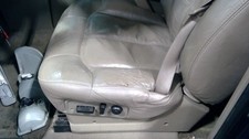 Sierra 2500 2002 Driver Front Seat 966584 Sierra 2500 2002 Driver Front Seat 966584