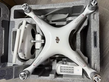 DJI Phantom 4 Pro V2.0 Drone Quadcopter - CP.PT.00000244.01
