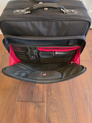 Wenger Business Wheeled Laptop Briefcase - 第 5/8 張圖片