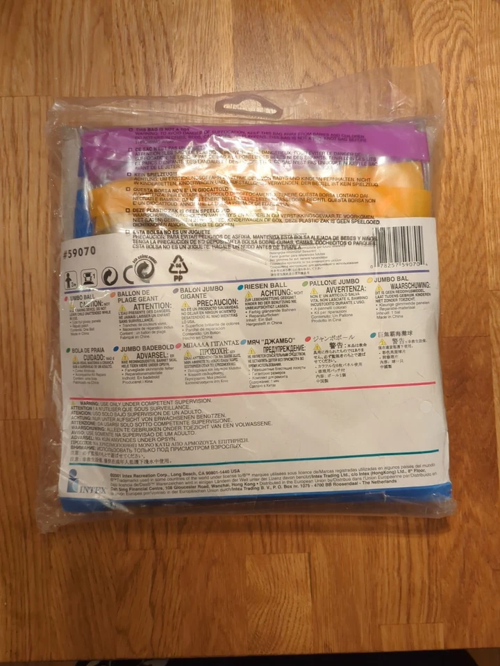 RARE Vintage 2001 INTEX Wet Set 48" Inflatable BEACH BALL Glossy Vinyl - Image 2 of 4