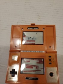 NINTENDO Donkey Kong Game and Watch  DK-52. MADE IN JAPAN 1982.