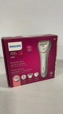 Philips Beauty Epilator Series 8000 5 in 1 Shaver for Women 9 Accessories BRE740