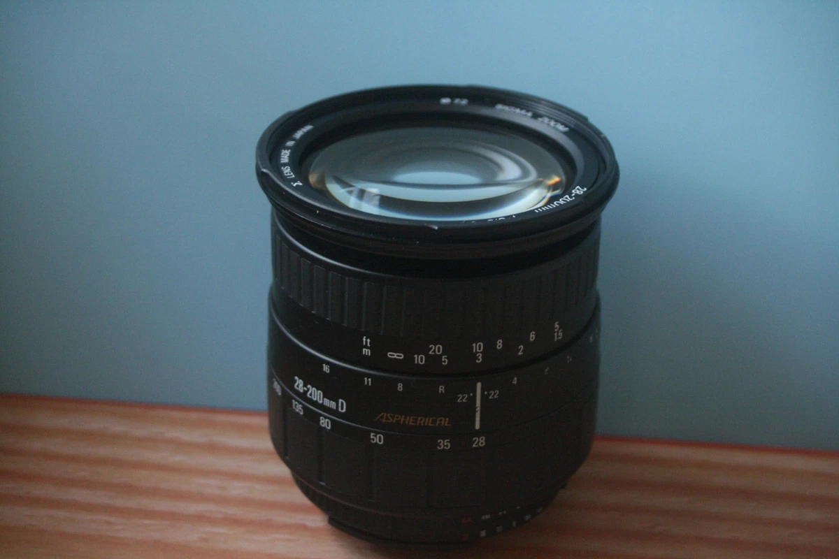 Sigma Camera Lenses 28-200mm Focal f/3.5-5.6 Maximum Aperture for