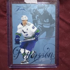 25/26 Flair Forecheck Blue Ice Elias Pettersson/25