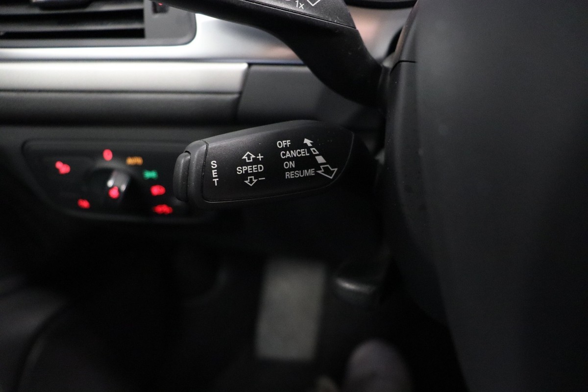 Audi A6 3,0 TDi 218 Avant S-tr.