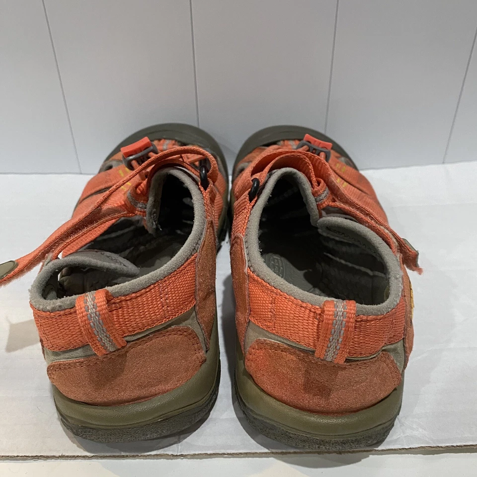 Keen Newport H2 凉鞋可水洗橙色大孩子 5 码/女式 6.5 码 VGUC — 第 3/4 张图片