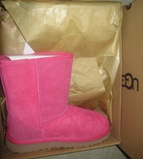 New UGG Australia Classic Short Serein Pink Boots Youth Size 4Y