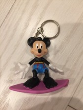 Mickey Mouse Surfer Key Ring Keychain Keyring - NEW