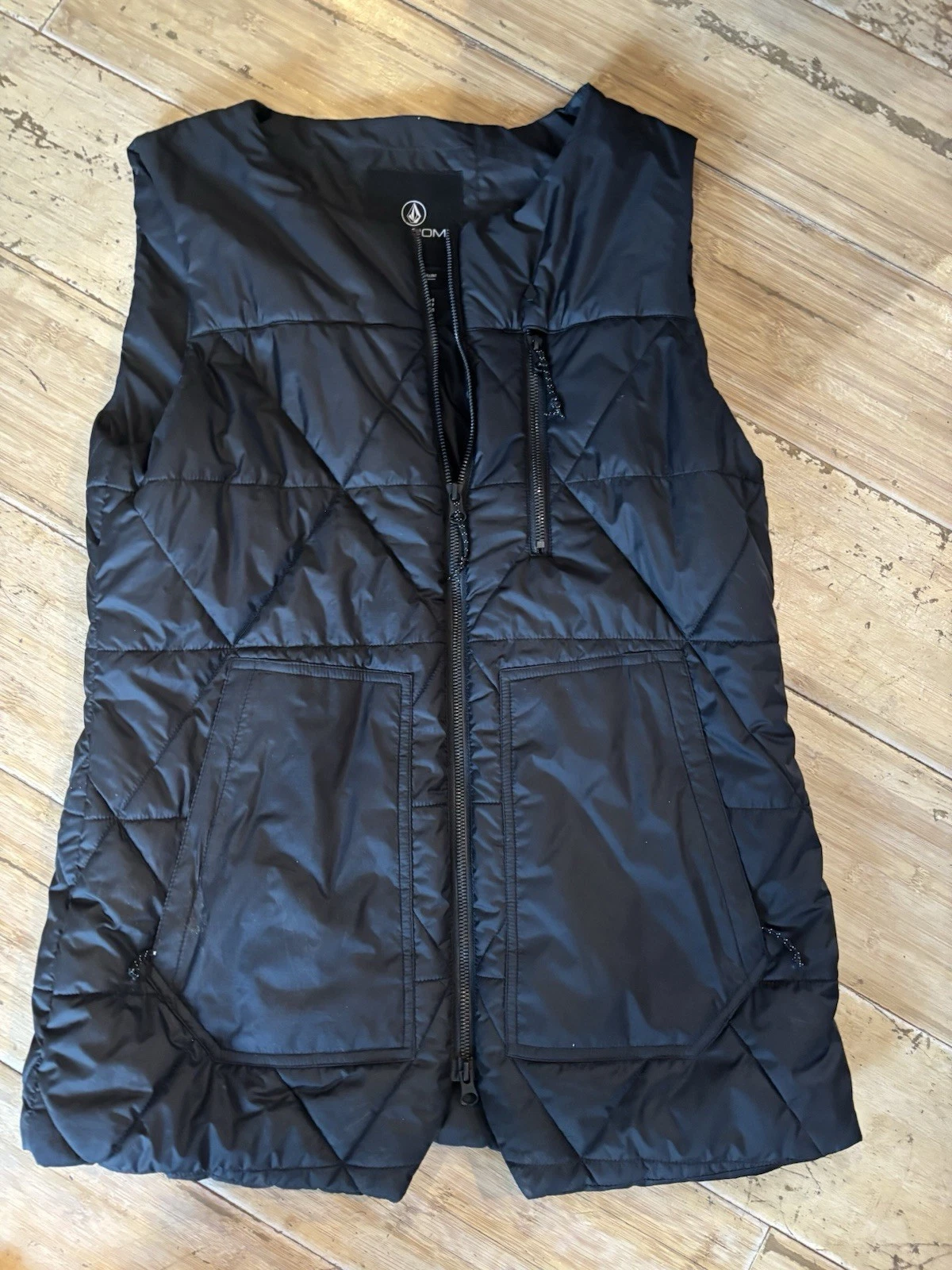 Volcom Layered Up Insulated Vest Size Small Puffer Layer