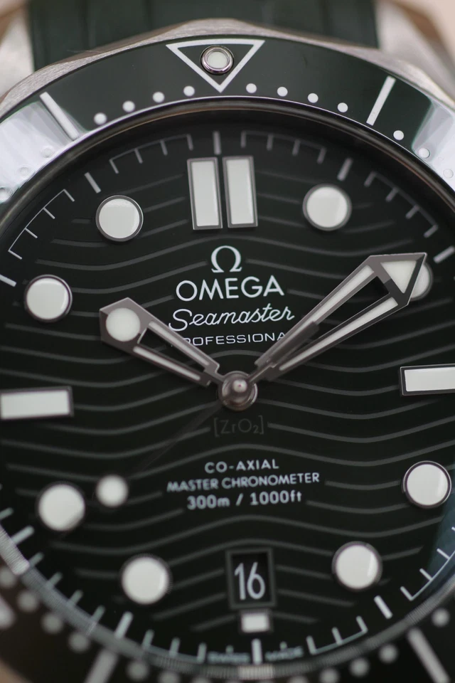 Omega Seamaster Diver 300M 210.32.42.20.10.001, photo 2 of 5