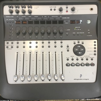 Digidesign MX002 Digi 002 Audio Mixer 