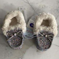 Cat and Jack Moccasin Slippers Slip- On Rainbow Glitter Medora Size 6 NEW 