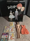 Vintage 1962 Mattel Midge Barbie Doll Brunette Bubble-Cut + Carrying Case Dress