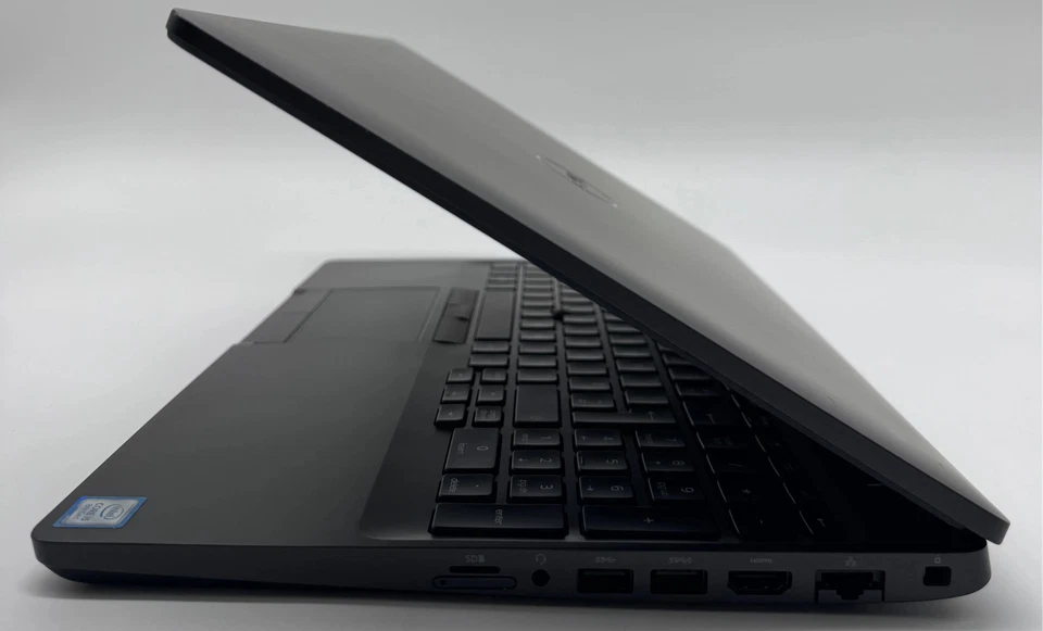 Dell Latitude 5500 · i5-8265U · 8GB · 256GB, photo 4 of 5