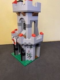 LEGO Castle Kingdoms - 7948 Outpost Attack 100% Complete - No Box - 2010 Retired