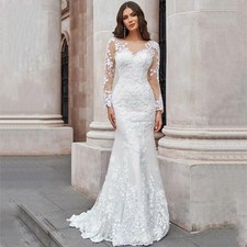 Boho Sheath Wedding Dresses Long Sleeves Backless Lace Appliques Bridal Gowns