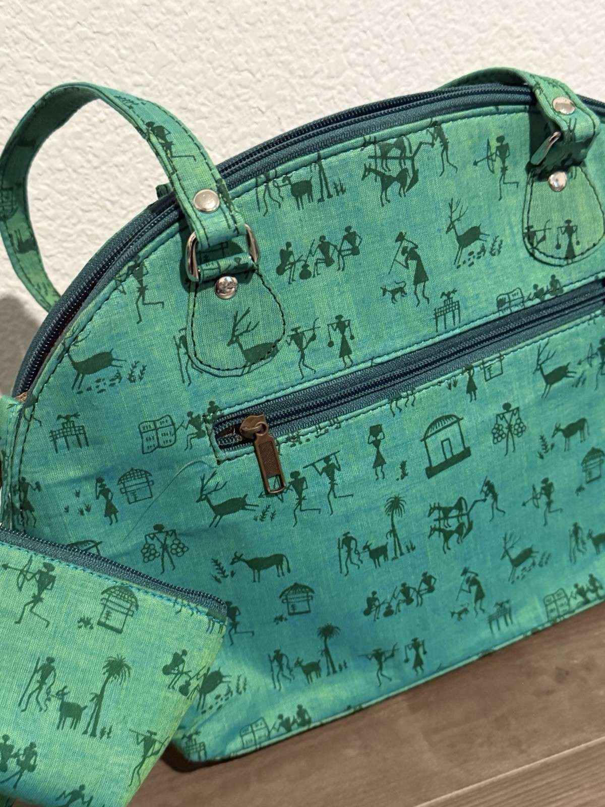 Ranes Medium Green Lightweight Patterned Bag With… - image 9