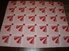 Vintage 90 X 73 Full Size Pink Multicolor Patchwork Floral Fan Cotton Quilt