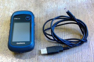 Garmin Etrex 22x GPS hand held navigation walking/cycling hardly used