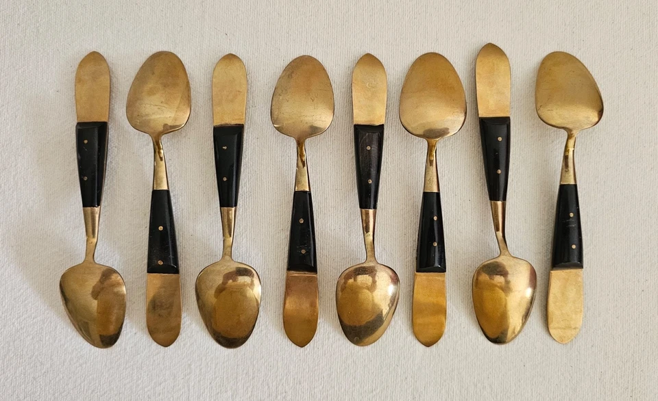 Набор из 8 ложек Siam Sitting Buddha латунь с черной ручкой 5,8 дюйма - Изображение 2 из 4