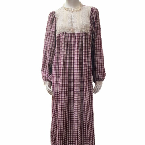Vintage Christian Dior Nightgown Long Christmas Plaid Lace Lingerie Cottagecore - Picture 3 of 6