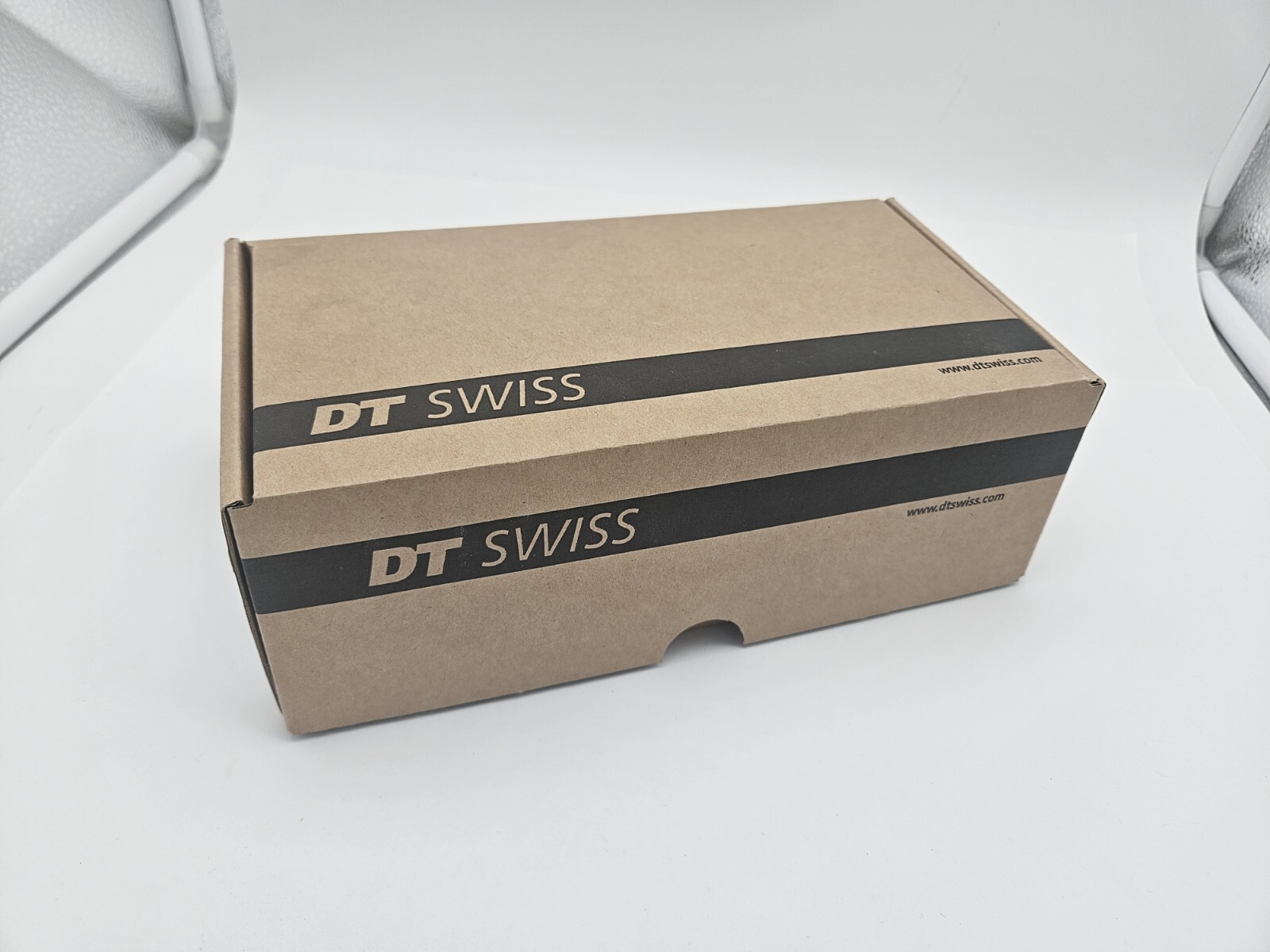 DT Swiss 240 EXP Rear Hub - QR x 130mm Rim Brake HG 11 Road Black/Red 28H 36pt