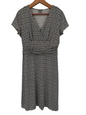 Ann Taylor Faux Wrap Dress Size 10 Brown White Geometric Print Fit Flare Knit