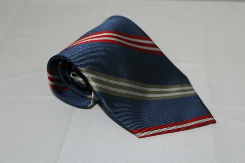 Corbata de seda a rayas azules Off Island de TOMMY BAHAMA Foto 2 de 4