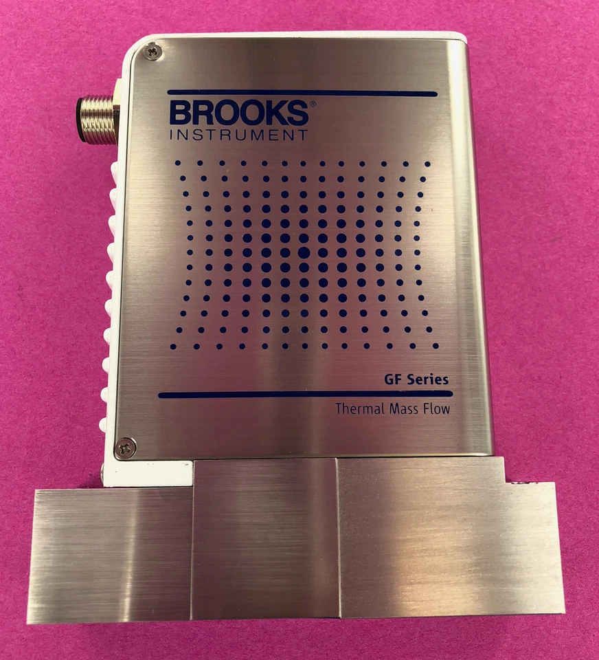 Brooks GF125CXXC Mass Flow Controller GF125C-922835 860 SCCM N2 MFC GF125C - Image 2 of 4