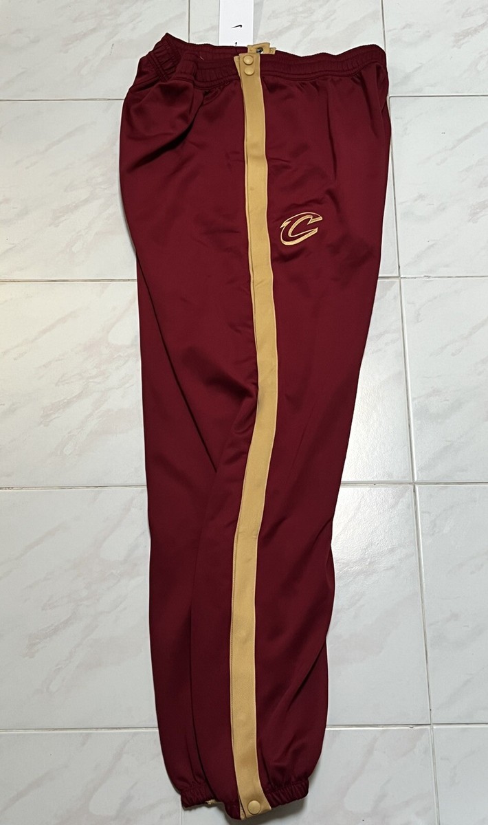Nike NBA Cleveland Cavs Men XLT Engineered Tearaway Shootaround
