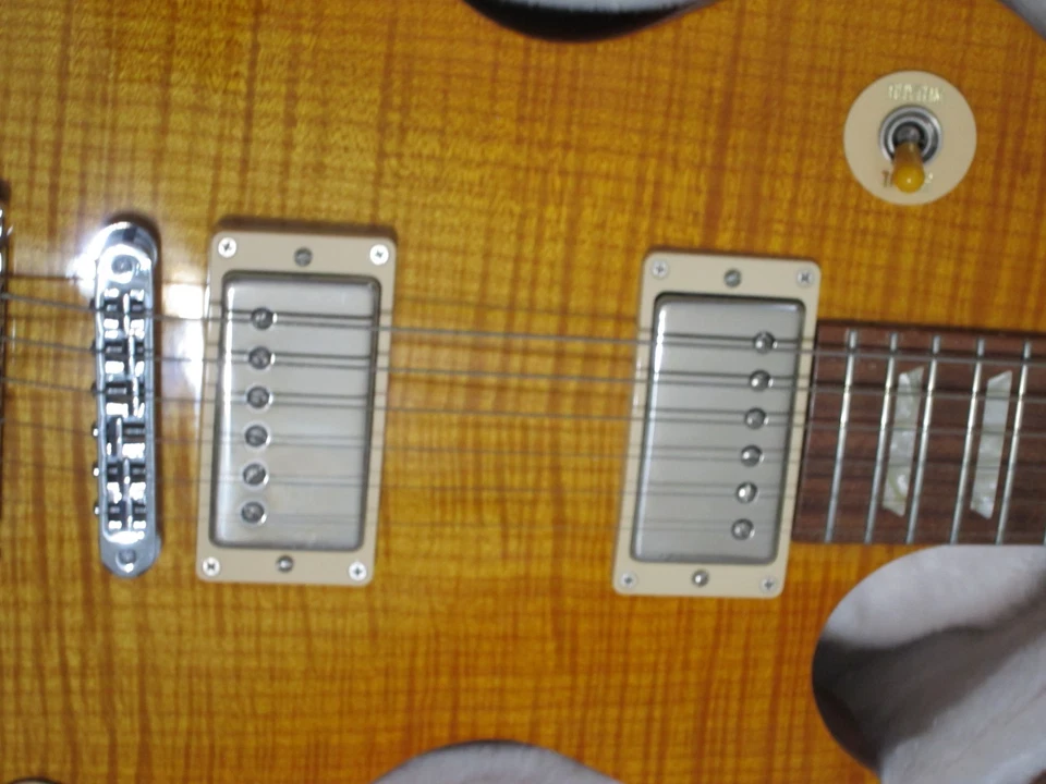 Les Paul Garry Moore - Mint Condition! Awesome player, awesome sustain 2013 - Image 3 of 4