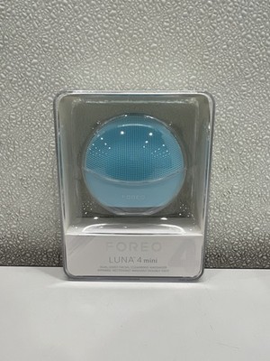 Foreo Luna 4 Mini Dual-Sided Facial Cleansing Massager, Arctic Blue