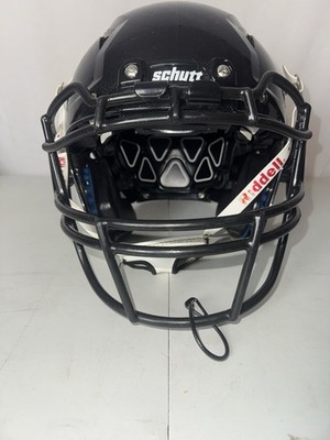 Schmitt Youth Vengance A11 Football Helmet Size M With Face Mask And Chinstrap