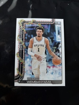 2025-26 Topps Holiday Victor Wembanyama #H156 San Antoni Spurs