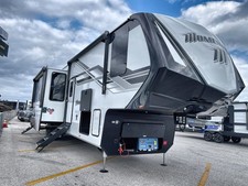 2026 Grand Design Momentum 395MT