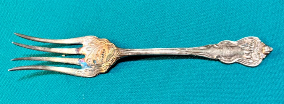 NENUPHAR BY INTERNATIONAL SILVER CO--JUEGO DE 6 TENEDORES DE ENSALADA INDIVIDUALES--LIRIO DE AGUA Foto 3 de 4