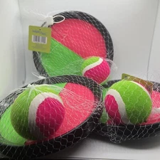 Paddle And Ball Toss and Catch Game Set Throw Games with 6 Paddles And 3 Balls