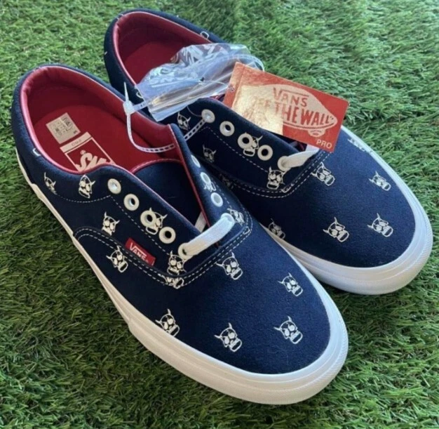 Vans authentic hotsell pro red